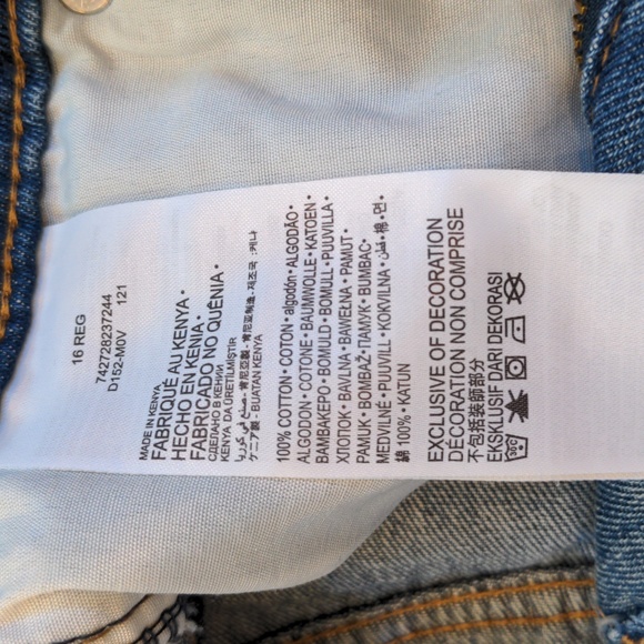 NWT Girls Levi's Distressed Denim Girlfriend Shorty Short - Picture 8 of 8